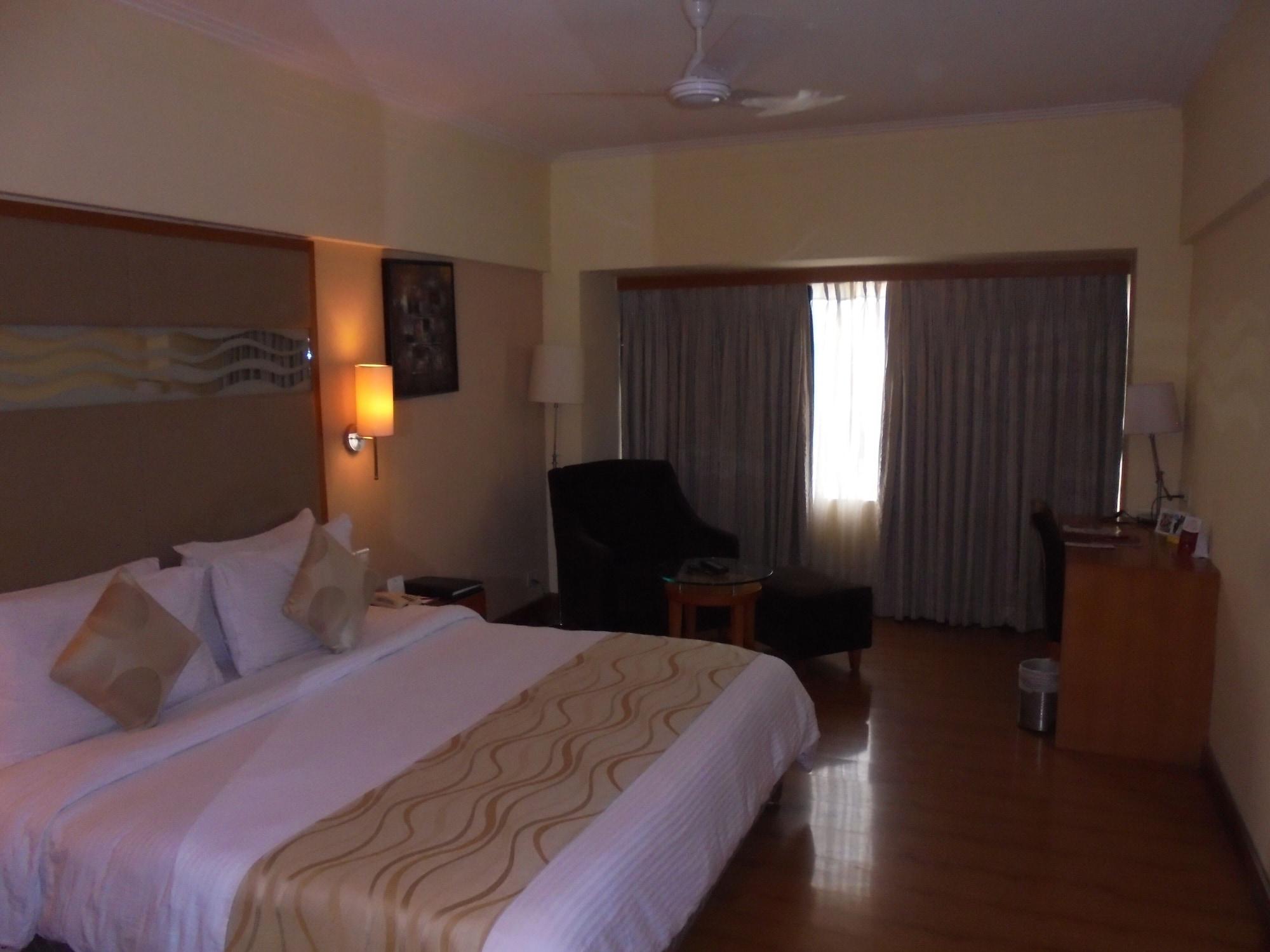 Lords Plaza Ankleshwar Hotel Kültér fotó